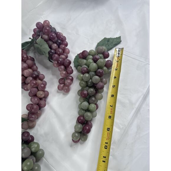 Vintage Artificial Faux Realistic Rubber Grapes Bunches Cottagecore Lot Of 9 - Picture 5 of 6